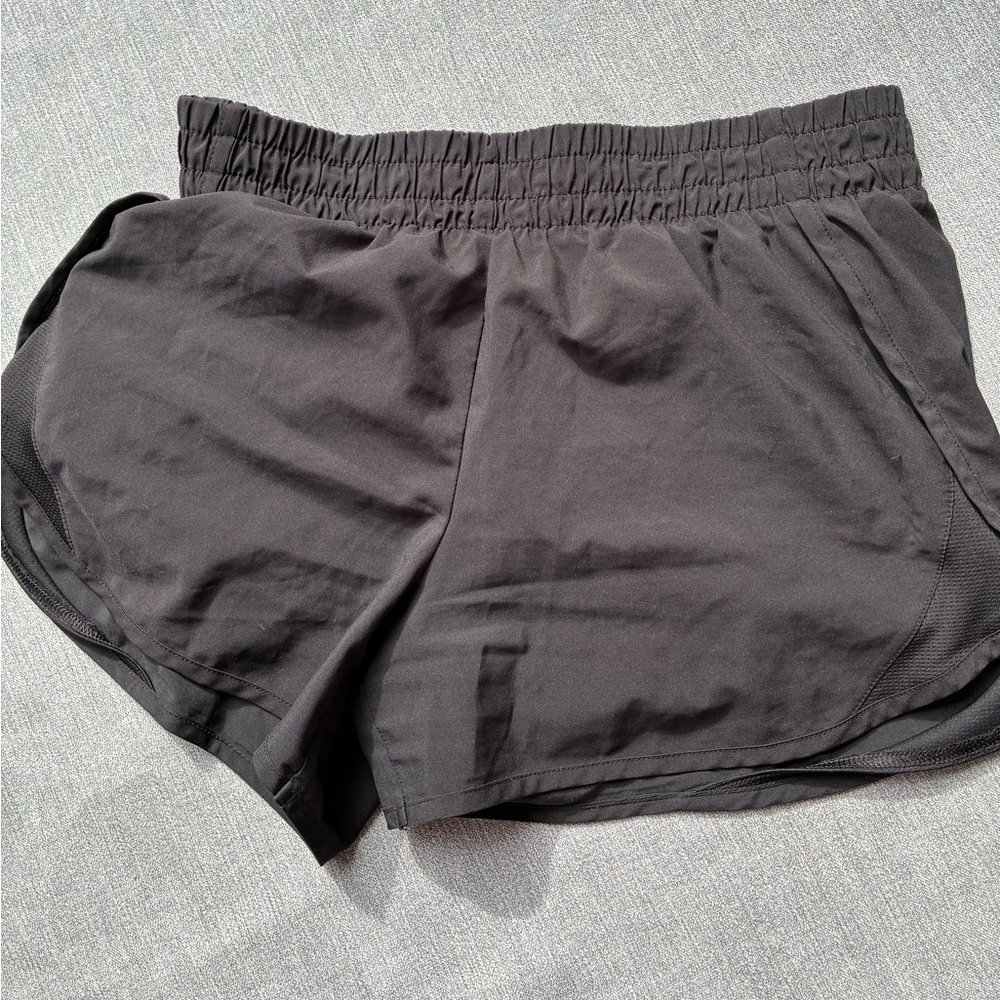 Athletic works shorts (14-16) XL plus girls